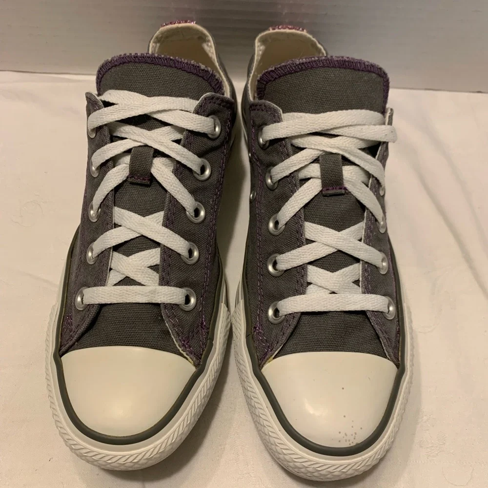 CONVERSE ALL⭐️STAR GRAY & METALLIC PURPLE SNEAKERS VGUC - Picture 1 of 10